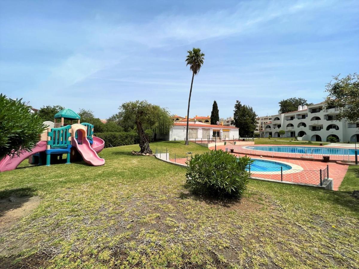 Twins 1 With Pool By Homing Appartement Albufeira